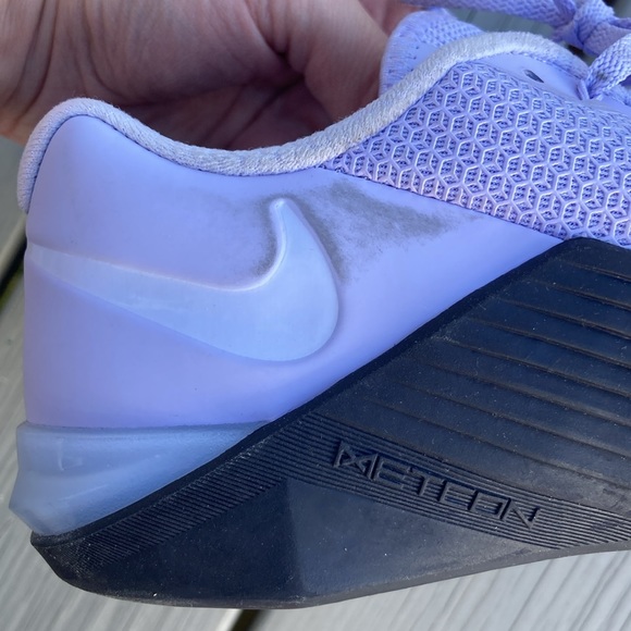 Nike women’s Metcon 5 size 11. Lavender - Picture 8 of 16